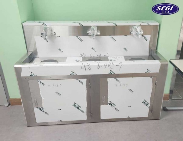 239905f1998fcaf5037fe4429dfc1148_1765775